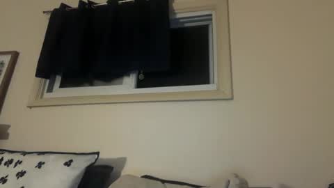 Snapshot of deweydreams chatting on July 25, 2026, 4:32 am deweydreams online show from July 25, 2026, 4:32 am