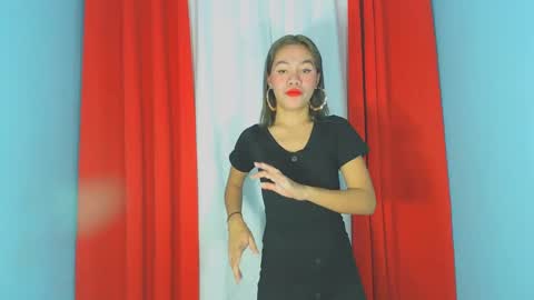 Snapshot of dexie121698 chatting on February 2, 2025, 2:02 pm dexie121698 online show from February 2, 2025, 2:02 pm