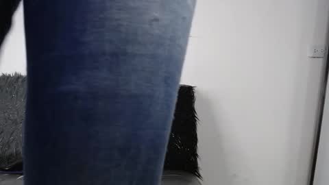 Deysha online show from March 16, 2026, 5:06 pm