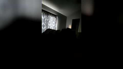 Snapshot of dezishere1 chatting on June 18, 2026, 2:23 am dezishere1 online show from June 18, 2026, 2:23 am