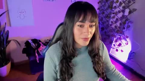 dhaniela naugthy online show from November 17, 2025, 2:45 pm