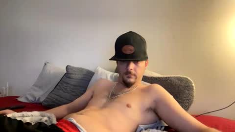 Snapshot of dharbison23 chatting on October 31, 2025, 2:18 pm dharbison23 online show from October 31, 2025, 2:18 pm