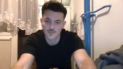 Snapshot of di_loodi chatting on March 5, 2026, 12:06 am DiLo online show from March 5, 2026, 12:06 am