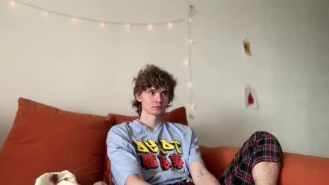 Snapshot of di_n_alex chatting on September 27, 2025, 9:58 am Di Alex online show from September 27, 2025, 9:58 am