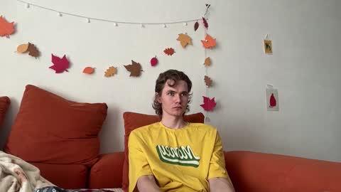 Snapshot of di_n_alex chatting on October 25, 2025, 9:17 am Di Alex online show from October 25, 2025, 9:17 am