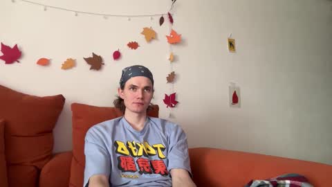 Snapshot of di_n_alex chatting on October 26, 2025, 9:26 am Di Alex online show from October 26, 2025, 9:26 am