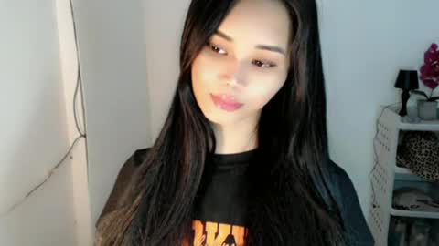 Snapshot of diamond_temptress chatting on June 15, 2026, 8:38 am diamond_temptress online show from June 15, 2026, 8:38 am
