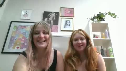 Snapshot of diamondj2104 chatting on October 24, 2025, 5:20 pm diamondj2104 online show from October 24, 2025, 5:20 pm