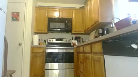 Snapshot of diamondmonroexo chatting on November 24, 2025, 4:51 pm DiamondMonroeXo online show from November 24, 2025, 4:51 pm