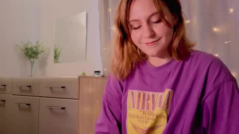 Snapshot of diana_floweri chatting on September 26, 2025, 9:35 am Diana online show from September 26, 2025, 9:35 am