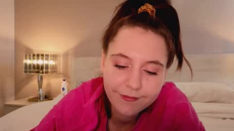 Snapshot of diana_floweri chatting on October 24, 2025, 5:37 am Diana online show from October 24, 2025, 5:37 am