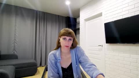 Snapshot of diana_meridor chatting on September 19, 2025, 9:15 pm diana_meridor online show from September 19, 2025, 9:15 pm