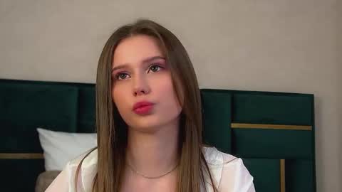 Diana online show from October 17, 2025, 6:27 am