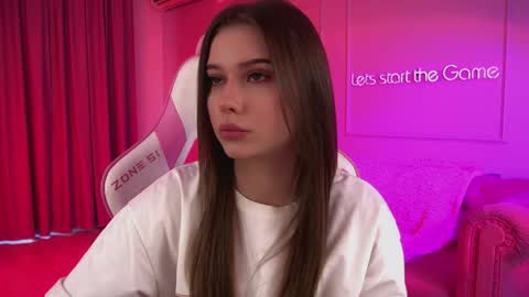 Diana online show from April 25, 2026, 6:27 am