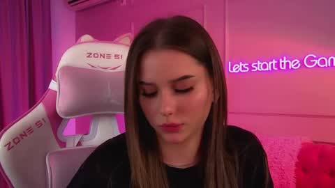 Snapshot of dianabecker chatting on April 30, 2026, 8:57 pm Diana online show from April 30, 2026, 8:57 pm
