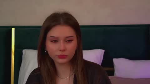 Snapshot of dianabecker chatting on June 15, 2026, 6:10 pm Diana online show from June 15, 2026, 6:10 pm