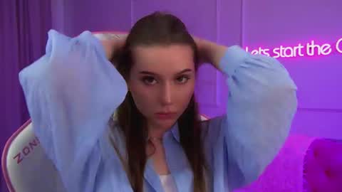 Snapshot of dianabecker chatting on June 20, 2026, 6:27 am Diana online show from June 20, 2026, 6:27 am