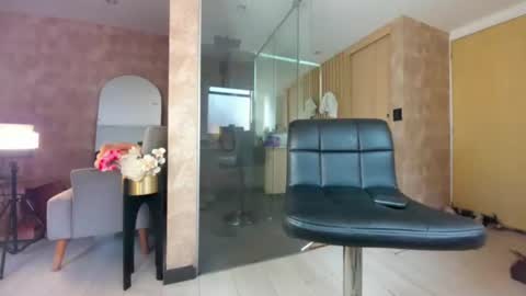 Snapshot of dianac1998 chatting on January 28, 2025, 8:36 pm dianac1998 online show from January 28, 2025, 8:36 pm