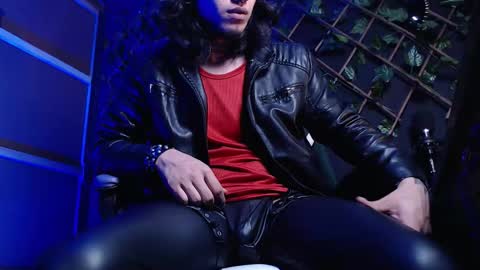 Snapshot of dicaprioo_ chatting on January 19, 2026, 10:30 am DICAPRIO online show from January 19, 2026, 10:30 am