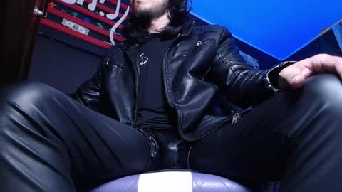 Snapshot of dicaprioo_ chatting on February 4, 2026, 11:38 am DICAPRIO online show from February 4, 2026, 11:38 am