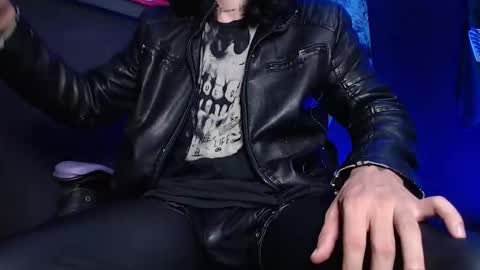 Snapshot of dicaprioo_ chatting on February 10, 2026, 7:01 am DICAPRIO online show from February 10, 2026, 7:01 am