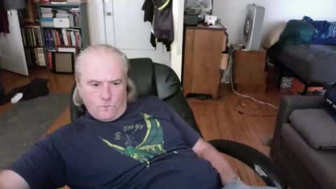 Snapshot of dickflasher5 chatting on December 7, 2024, 4:36 pm Richard Fleischer online show from December 7, 2024, 4:36 pm