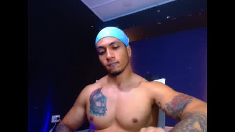 Snapshot of diego__cruz chatting on February 22, 2025, 2:52 pm Diego online show from February 22, 2025, 2:52 pm