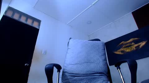 Snapshot of diego__cruz chatting on March 7, 2025, 2:34 pm Diego online show from March 7, 2025, 2:34 pm