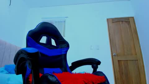 Snapshot of diego__cruz chatting on September 12, 2025, 11:54 am Diego online show from September 12, 2025, 11:54 am