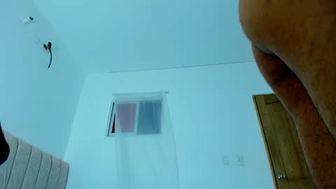 Snapshot of diego__cruz chatting on October 30, 2025, 11:00 am Diego online show from October 30, 2025, 11:00 am