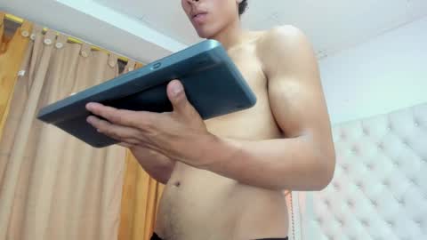 Diego online show from June 3, 2026, 8:03 pm