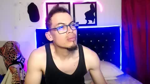 Snapshot of diego_sw09 chatting on December 18, 2025, 3:23 am DIEGO online show from December 18, 2025, 3:23 am