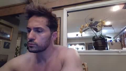 Snapshot of diegodavids chatting on June 26, 2026, 2:43 pm diegodavids online show from June 26, 2026, 2:43 pm