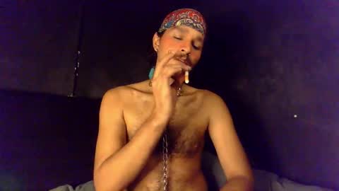 diemond_latinx98 online show from March 23, 2026, 5:55 am