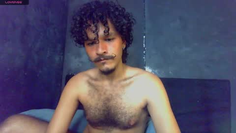 diemond_latinx98 online show from June 3, 2026, 2:33 pm
