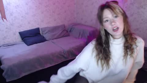 Hi im Alice 3 Im usualy online 03-10 or 17-21 UTC0 online show from February 27, 2026, 10:54 pm