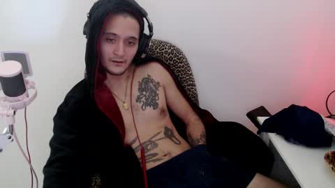 digital_spirit122849 online show from October 28, 2025, 6:43 pm