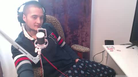 digital_spirit122849 online show from October 31, 2025, 12:50 pm