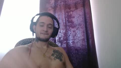 digital_spirit122849 online show from November 5, 2025, 7:47 pm