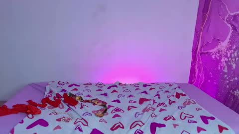 diiosa_latina online show from March 27, 2026, 7:46 pm