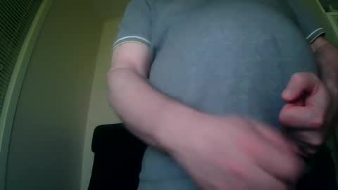 Snapshot of diki3333333333 chatting on December 4, 2024, 10:57 am Nick online show from December 4, 2024, 10:57 am