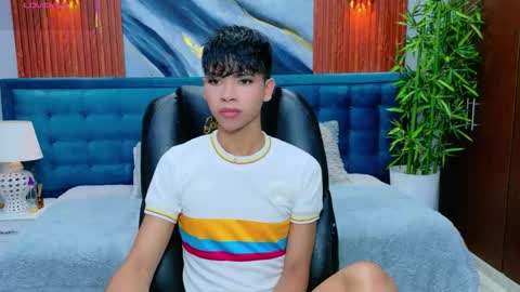 Snapshot of dilan_911 chatting on June 7, 2026, 7:17 pm DILAN online show from June 7, 2026, 7:17 pm