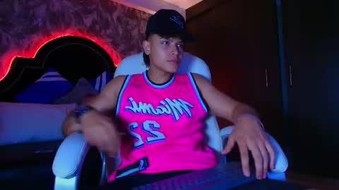 dilanmiller_ online show from July 17, 2026, 5:07 pm