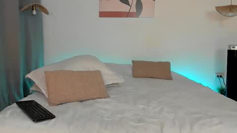 Dilarahkesh  online show from March 10, 2026, 6:07 am