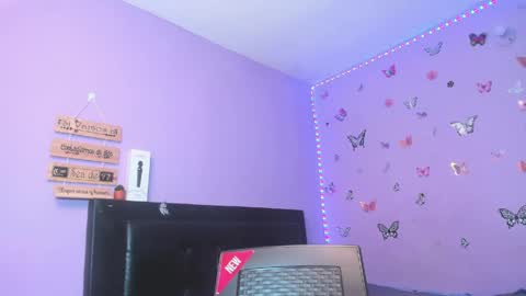 dilay__x online show from April 1, 2026, 3:18 am