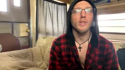Daddy online show from May 5, 2026, 7:33 pm