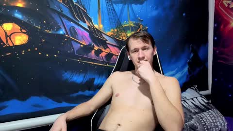 Snapshot of dimastyzzz chatting on February 12, 2025, 5:37 pm Dimetriusen online show from February 12, 2025, 5:37 pm