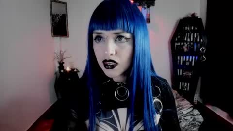 dimmuanddarkness online show from June 25, 2026, 11:31 pm