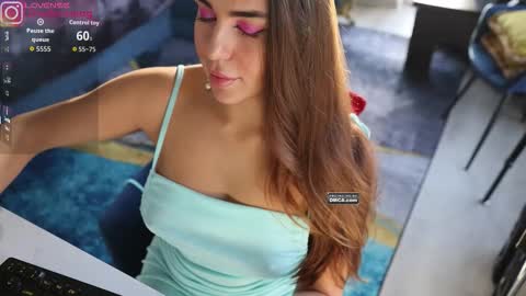 Snapshot of diodoramag chatting on October 30, 2025, 1:23 pm Diodora Magenta online show from October 30, 2025, 1:23 pm