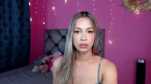 Snapshot of dione_sexyy chatting on December 22, 2024, 6:17 am IG dionemontecarlo19 online show from December 22, 2024, 6:17 am